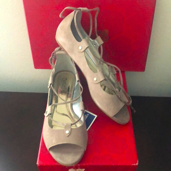 Carlos Santana Shoes - Carlos Santana suede sandals shoes Sz 10